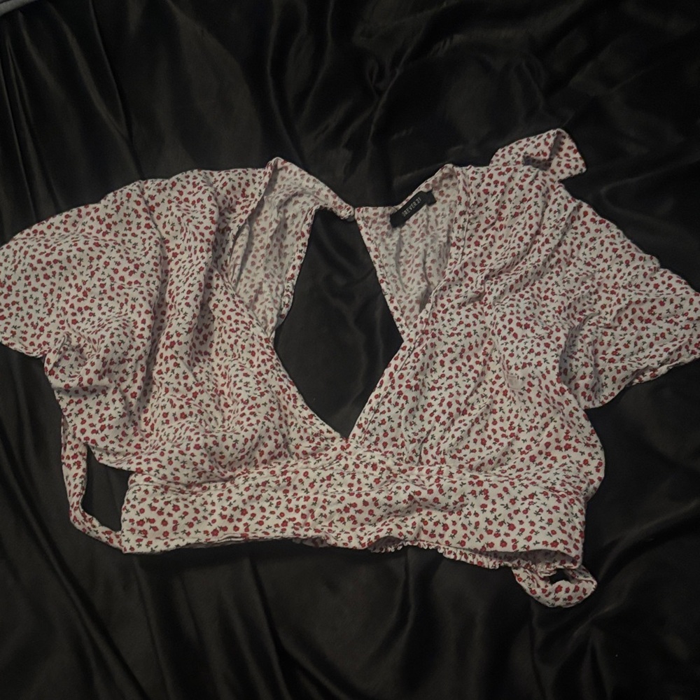 Forever 21 Red Floral Crop Top